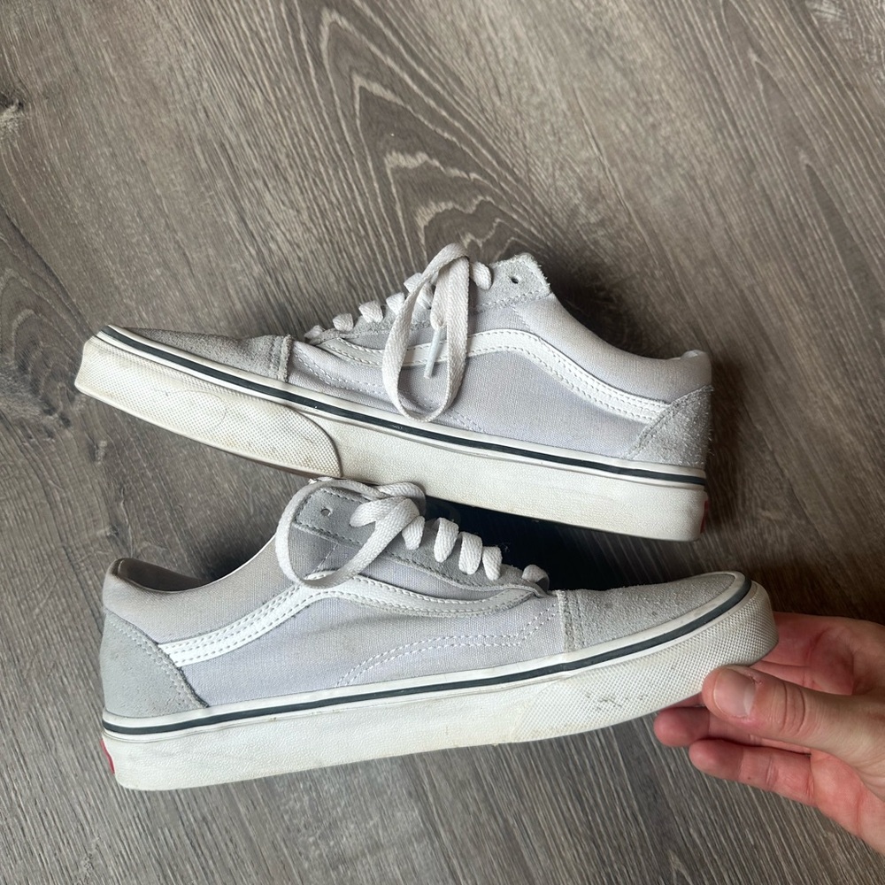 Vans - Picture 3 of 4